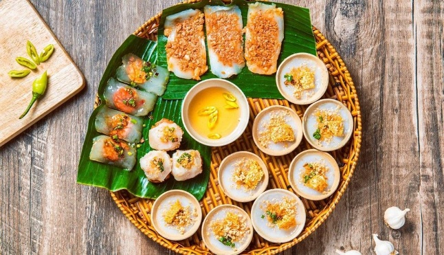 Steamed Rice Cake & Shrimp Dumpling